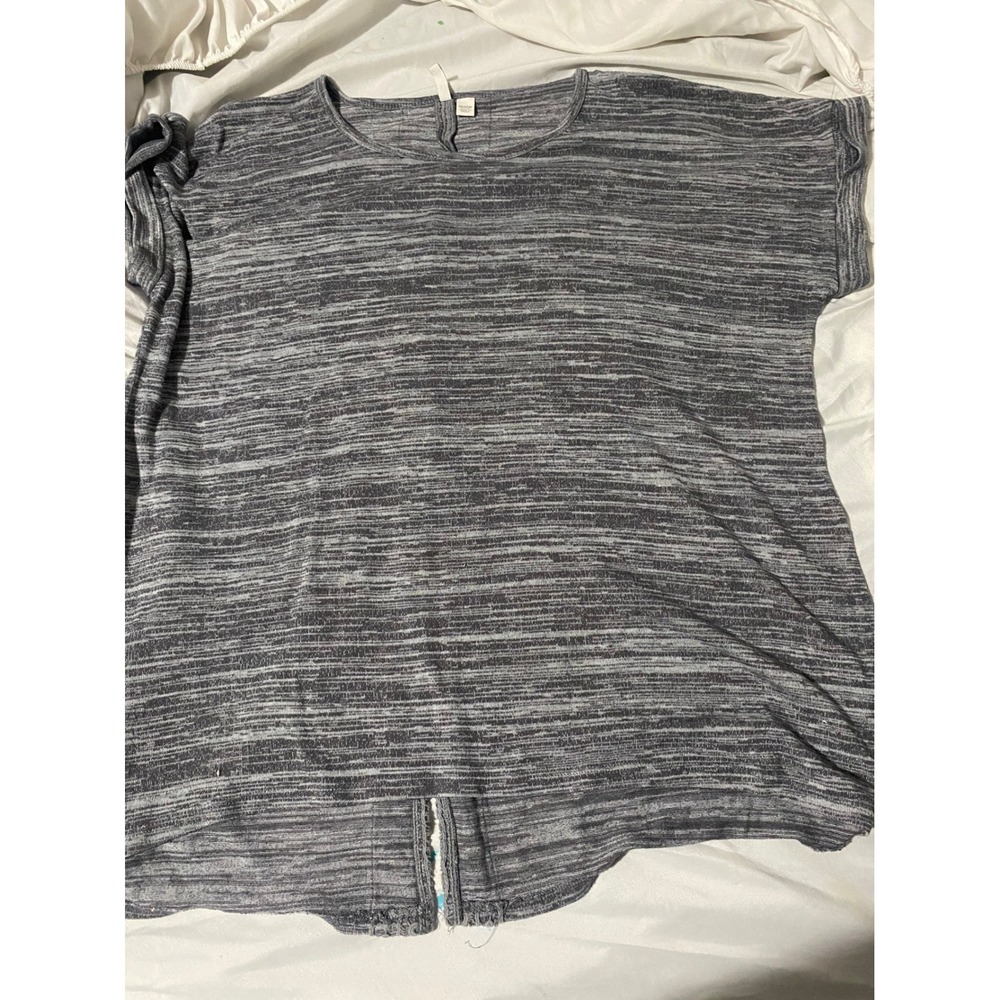 Women's 18/20W plus size C Est. 1946 Gray Marled Crochet Back Short Sleeve Top